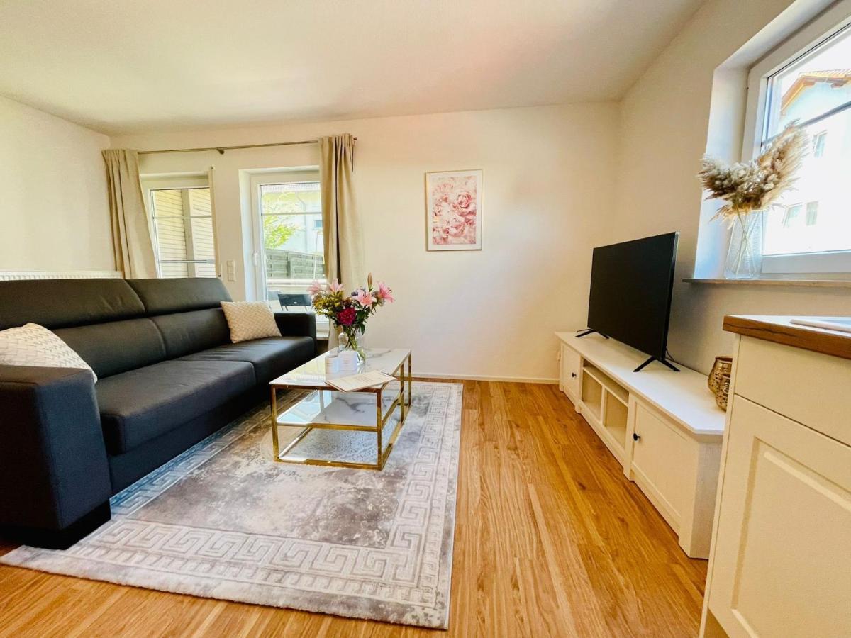Ferien-Apartment Silberweide Mit Privatstrand Friedrichshafen Ngoại thất bức ảnh